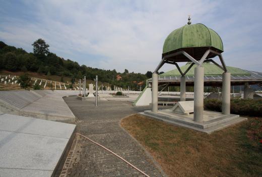 Šta zabrana poricanja genocida, ratnih zločina i zločina protiv čovječnosti znači za medije?